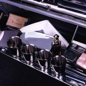 1957-cadillac-eldorado-brougham-minibar.png